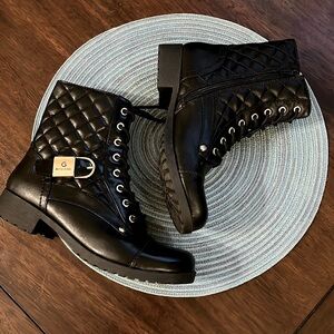 Guess by Guess Black Faux Leather Combat boots, Size 6.  Great Condition!